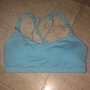 LULU LEMON “FREE TO BE” SPORTS BRA SIZE 2/4